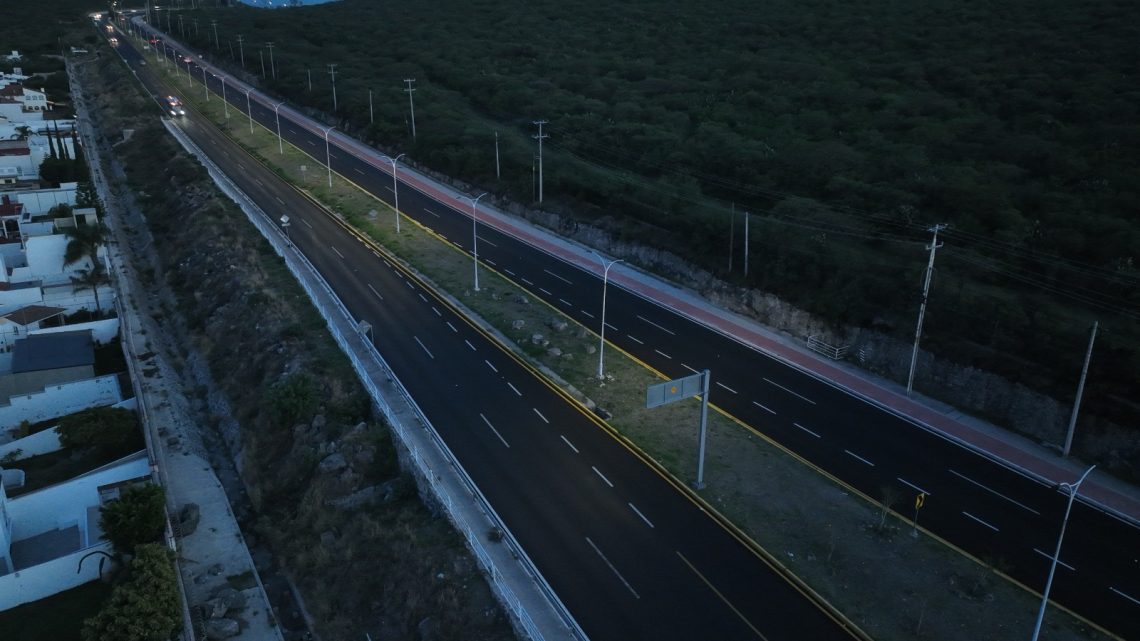 Concluye CEI rehabilitación de tramos en Carretera Estatal 200 y 400