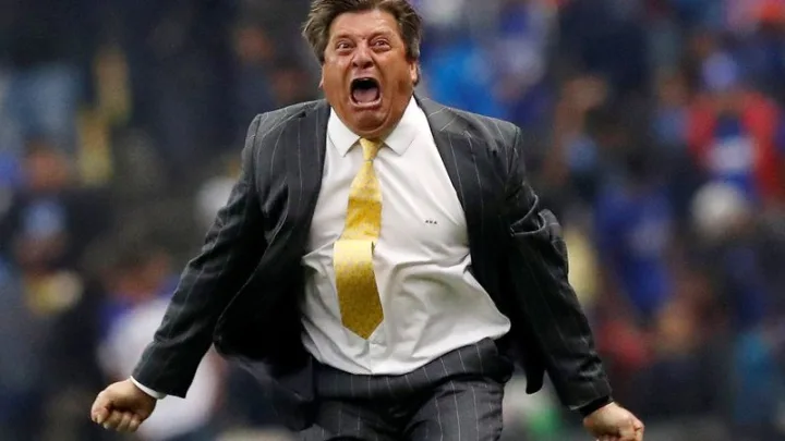 El “Piojo” se mostró inconforme por la manera en la que su equipo recibió los cartones preventivos durante el juego