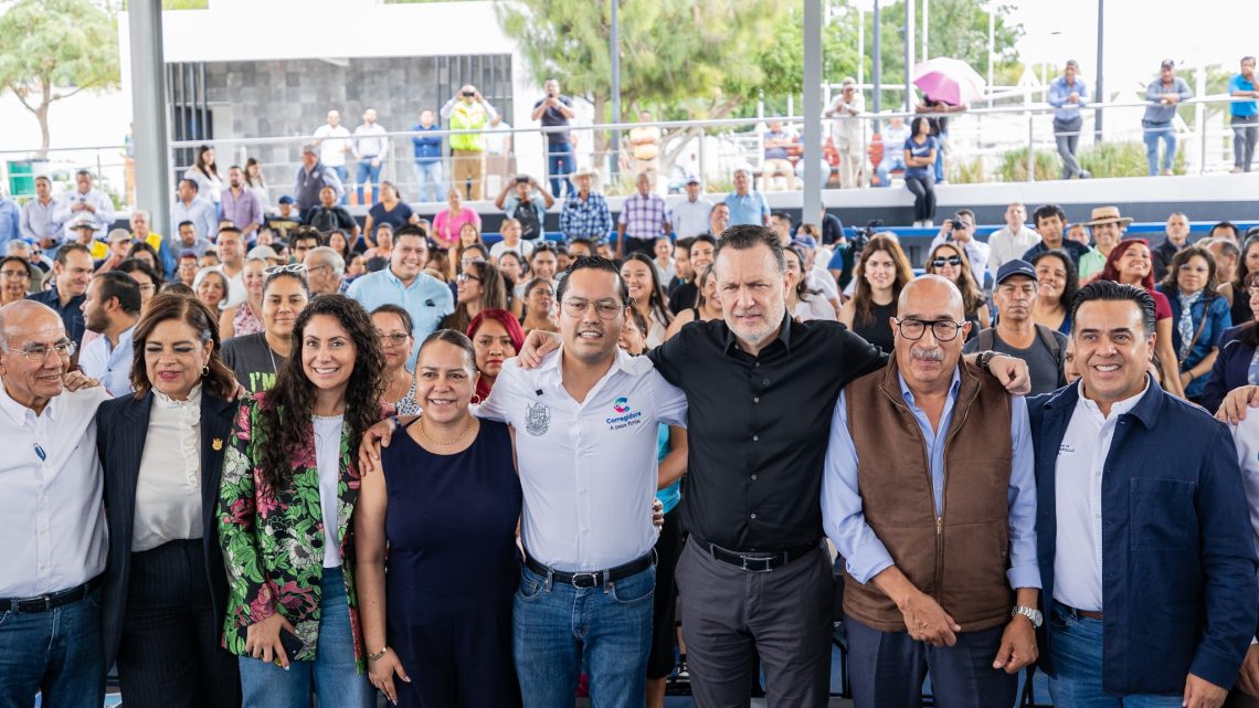 Acude Mauricio Kuri a la presentación de obras públicas de Corregidora