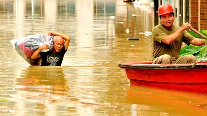 Debido a la intensa jornada de lluvias que se ha presentado en múltiples regiones de China, el país asiático suma más de 300 mil afectados