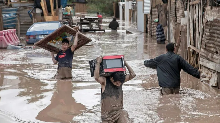 Frente a las fieras lluvias que han azotado al país, muchos de sus habitantes han perdido casi la totalidad de sus muebles, sin embargo, ¿es posible salvar algunos? 