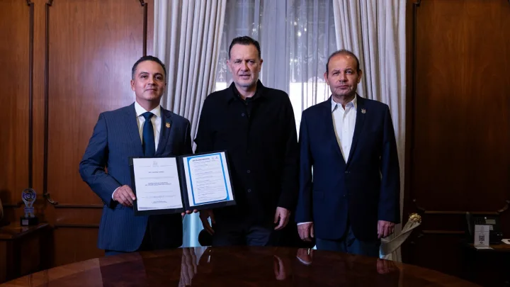 Gobernador toma protesta y entrega nombramiento a Eric Gudiño como titular de la Secretaría de Gobierno