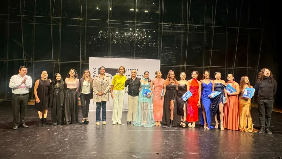 Encabeza López Birlain graduación de la generación 2021-2025 del CENADAC