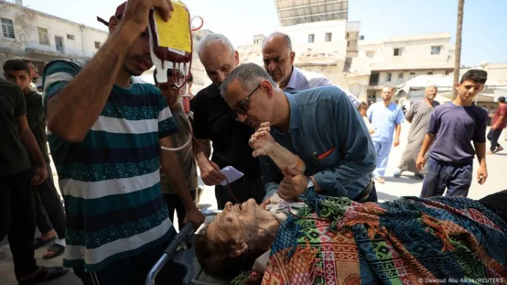 Este es el testimonio de los fieles a la Iglesia de la Sagrada Familia, la única parroquia católica en la Franja de Gaza