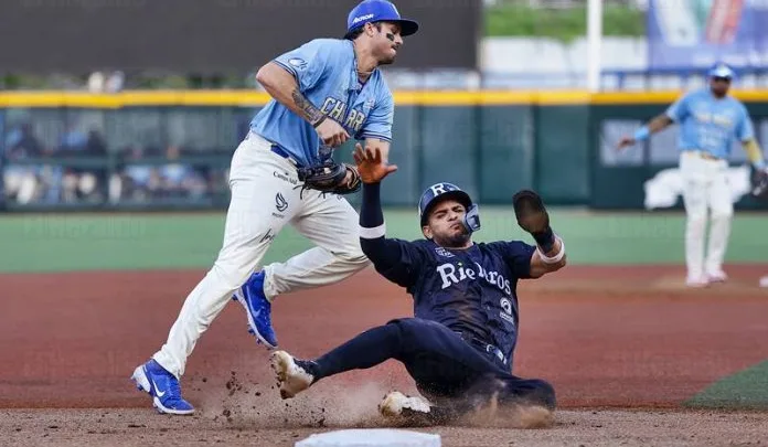 Los Caporales ganaron 5-2 y 9-5 los dos juegos que se disputaron hoy en el estadio Panamericano y se metieron en zona de playoffs