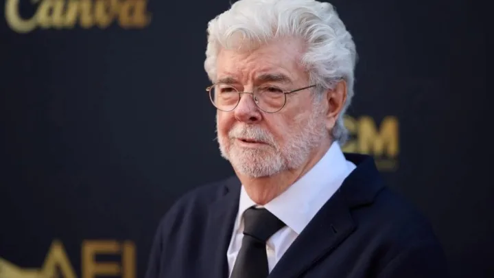 George Lucas y Del Toro estuvieron presentes ante un público eufórico de 6 mil 500 personas que, de pie, ovacionaron su llegada en la Comic Con
