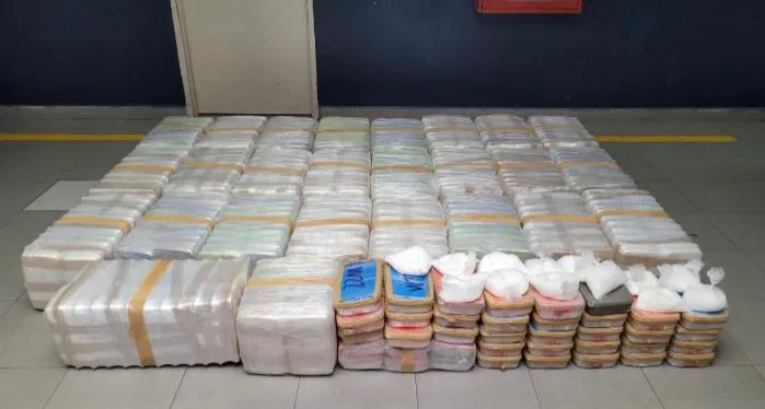 Los hechos se suscitaron en la ciudad fronteriza, donde elementos de la Secretaría de Seguridad y Protección Ciudadana “le marcaron el alto” al tractocamión que transportaba la droga
