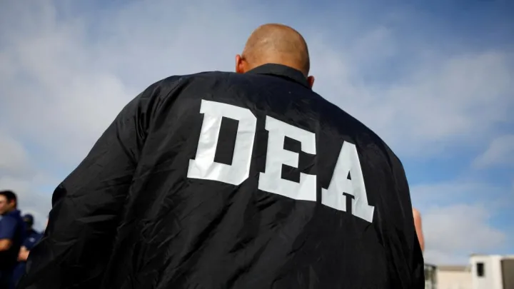 Terrance Cole, administrador de la DEA, emitió una declaración tras recibir a 26 narcotraficantes de México