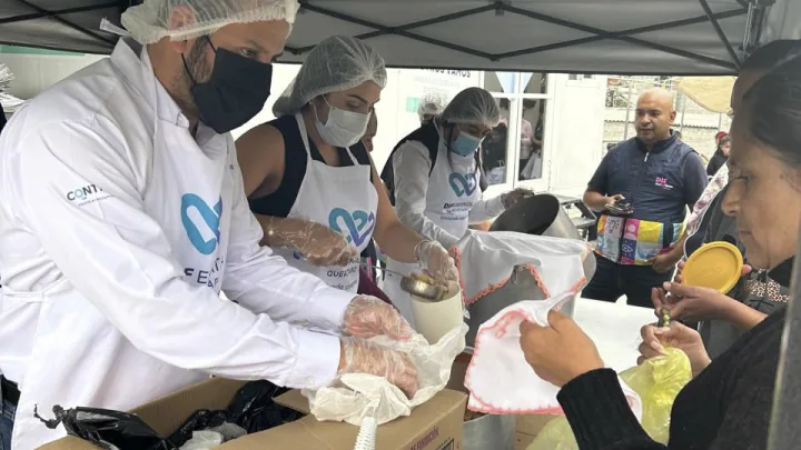 Llegan los Comedores Móviles del SEDIF a Huimilpan