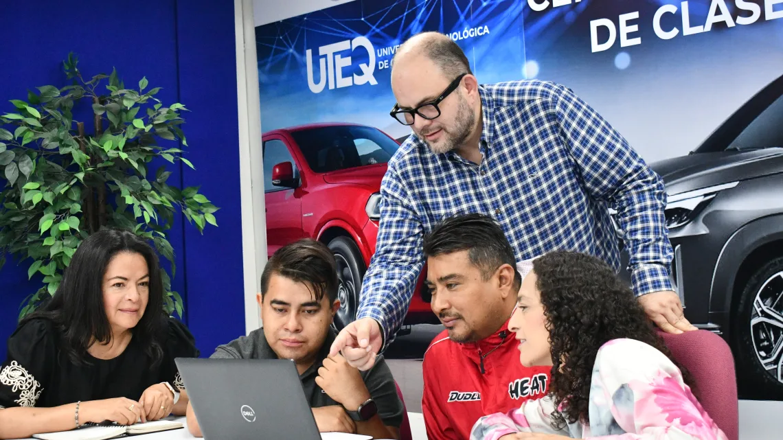 Ofrece la UTEQ diplomados para profesionalizar a equipos de trabajo o emprendedores