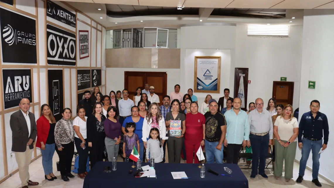 Participa Liliana San Martín en diálogo con CANACO SERVYTUR San Juan del Río