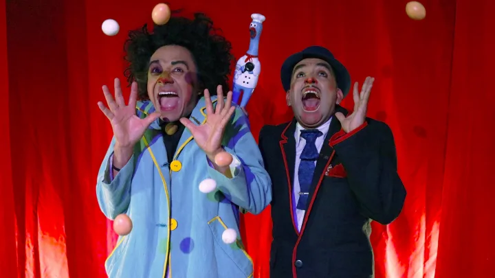 Llegan los Banyasos a la Casa del Faldón con su espectáculo Nostalgia