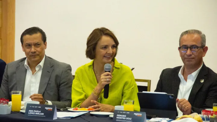 Apostar por la Cultura es invertir en el futuro: López Birlain