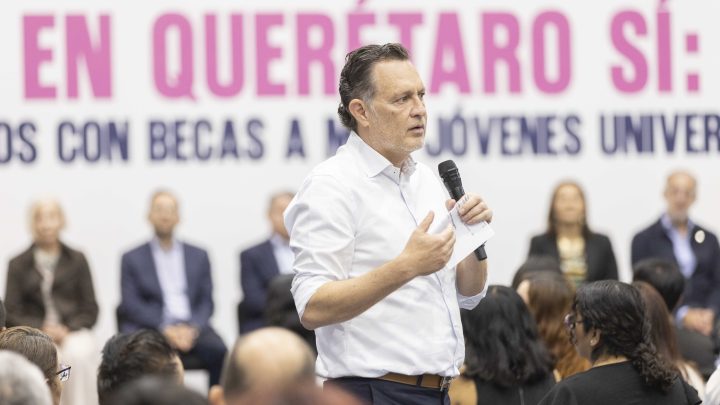 En Querétaro sí: apoyamos con becas a más jóvenes universitarios