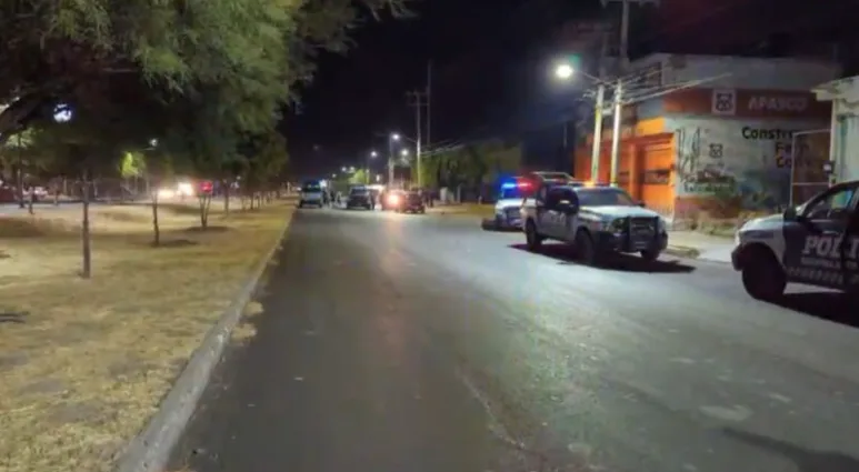 Un grupo de individuos armados entraron a un bar en Celaya y abrieron fuego; hay un hombre muerto