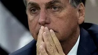 La Policía Federal confirmó en un comunicado que cumplió en la tarde de este lunes la orden de la Corte de la prisión domiciliar y del decomiso de los aparatos celulares