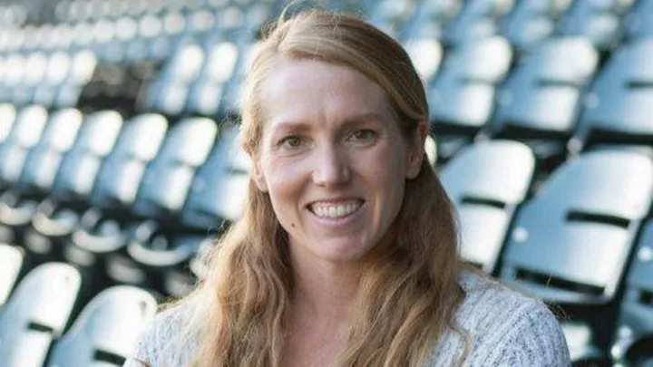 Jen Pawol defenderá la legalidad deportiva en la doble cartelera entre Marlins y Bravos el sábado