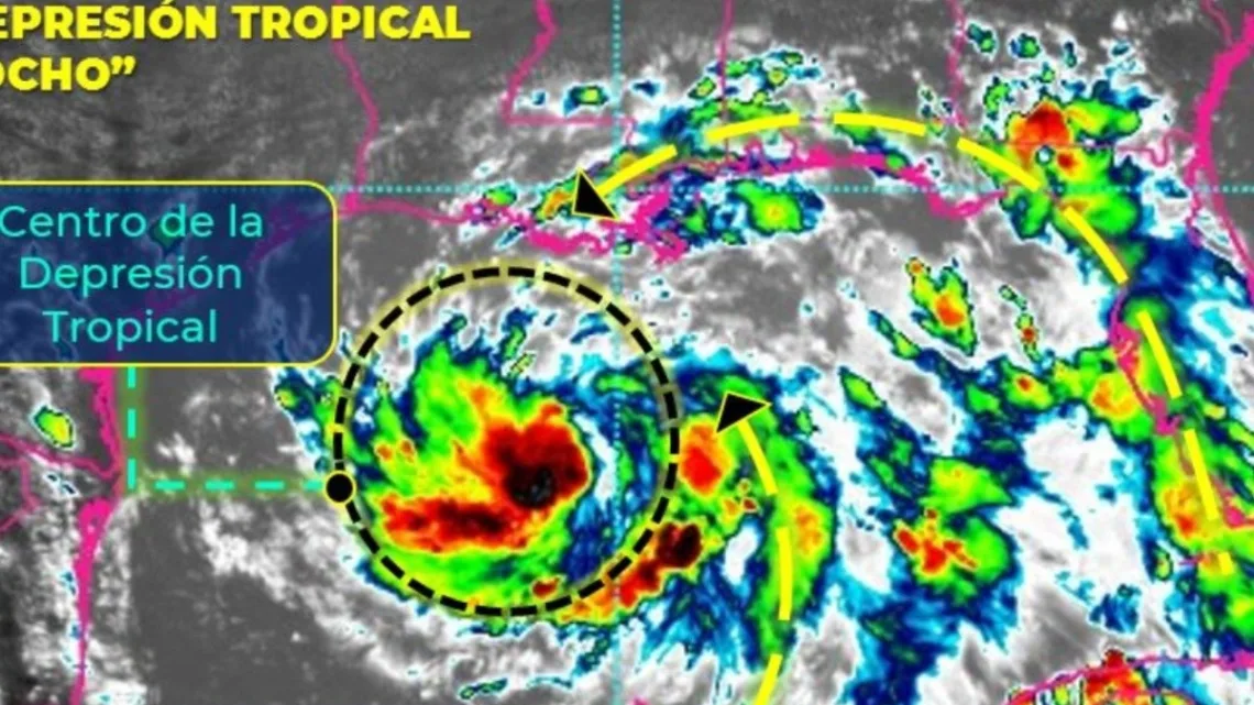La madrugada de este lunes 4 de agosto, se formó la Depresión Tropical Ocho-E  en el océano Pacífico