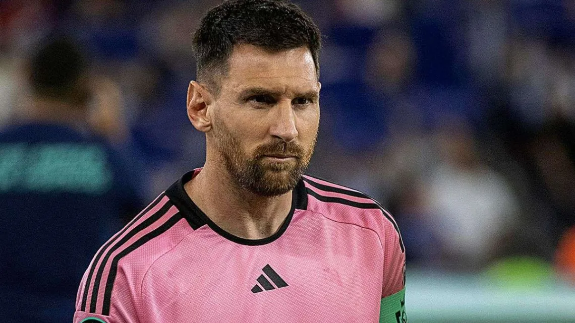 El astro argentino, que arrastra problemas musculares desde principios de mes, no entrenó hoy con el resto de sus compañeros