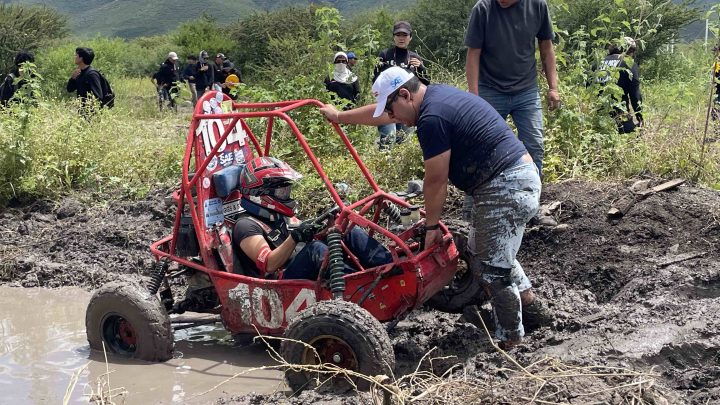 Ganan Lasalle y UPQ Cardinals Racing Team el All Terrain 2025 de la UPSRJ