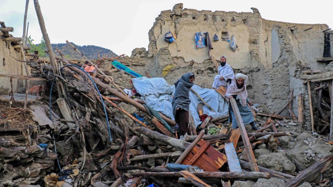 El terremoto causó la muerte de más de 2 mil 200 personas y además destruyó más de 6 mil viviendas