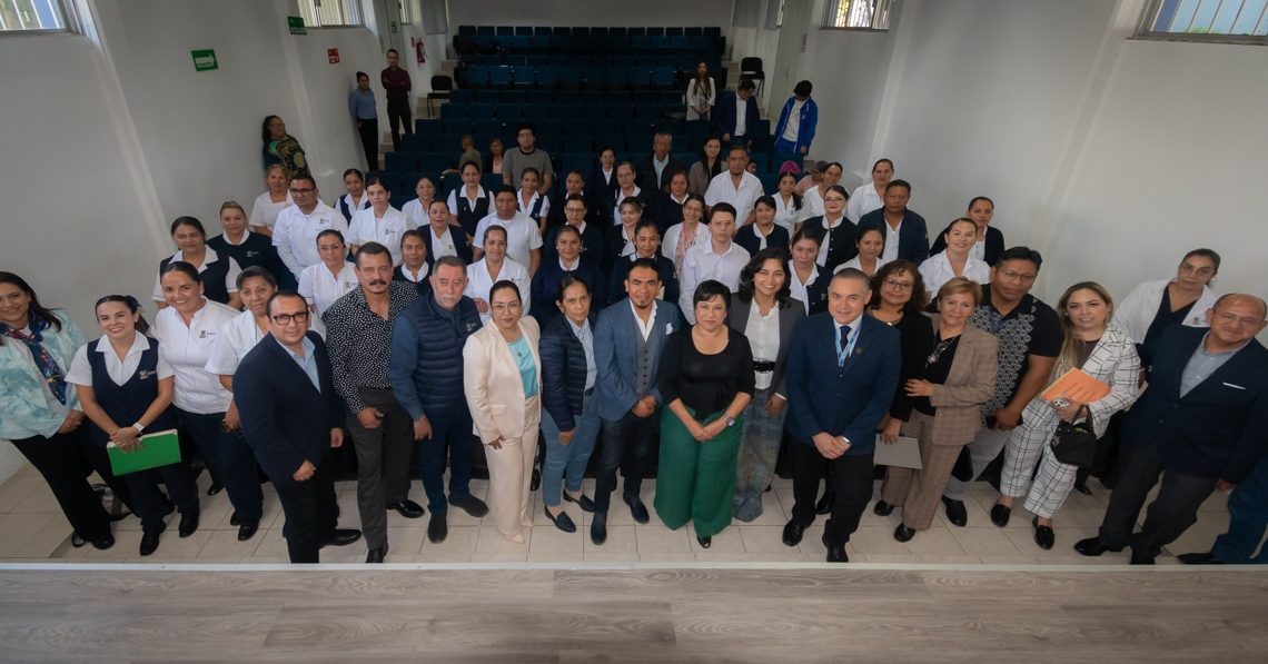 Clausura titular de SESA Diplomado en Vacunación