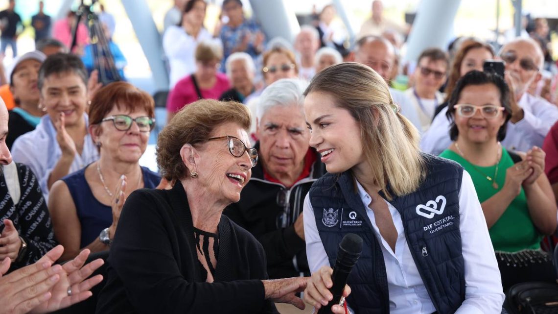 Festejan adultos mayores segundo aniversario del Centro Regional de PAM en San Juan del Río