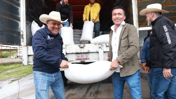 Continua SEDEA brindando apoyos a productores del semidesierto