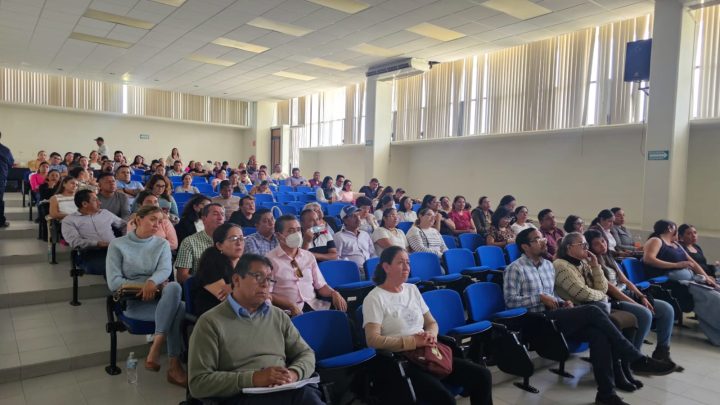 Promueve USEBEQ entornos escolares seguros en escuelas de San Juan del Río