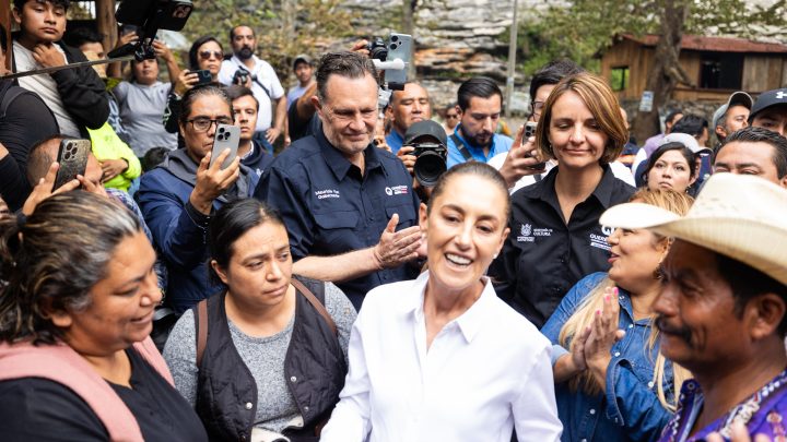 Visita Presidenta de México zonas afectadas por lluvias en la Sierra Gorda queretana