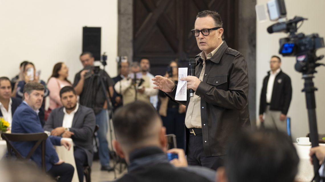 Distingue Mauricio Kuri la aportación de los empresarios sanjuanenses en la economía queretana