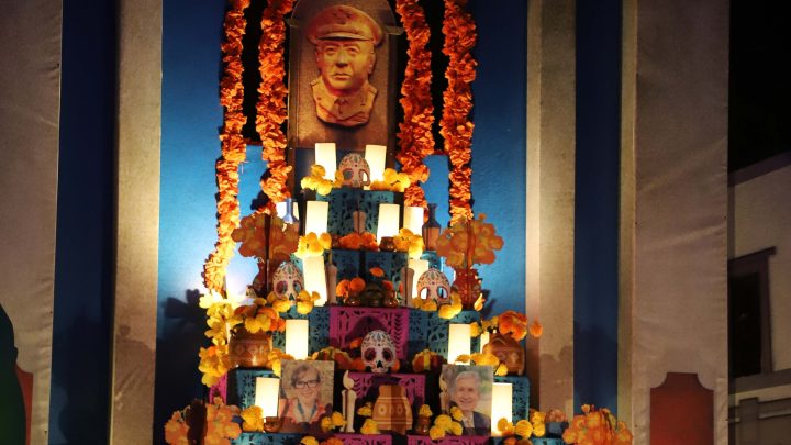 Homenajean al Dr. Octavio Mondragón en el Altar Monumental