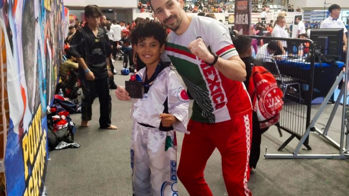 Atletas queretanos ganan 68 medallas en Campeonato Nacional de Kickboxing Atletas queretanos ganan 68 medallas en Campeonato Nacional de Kickboxing