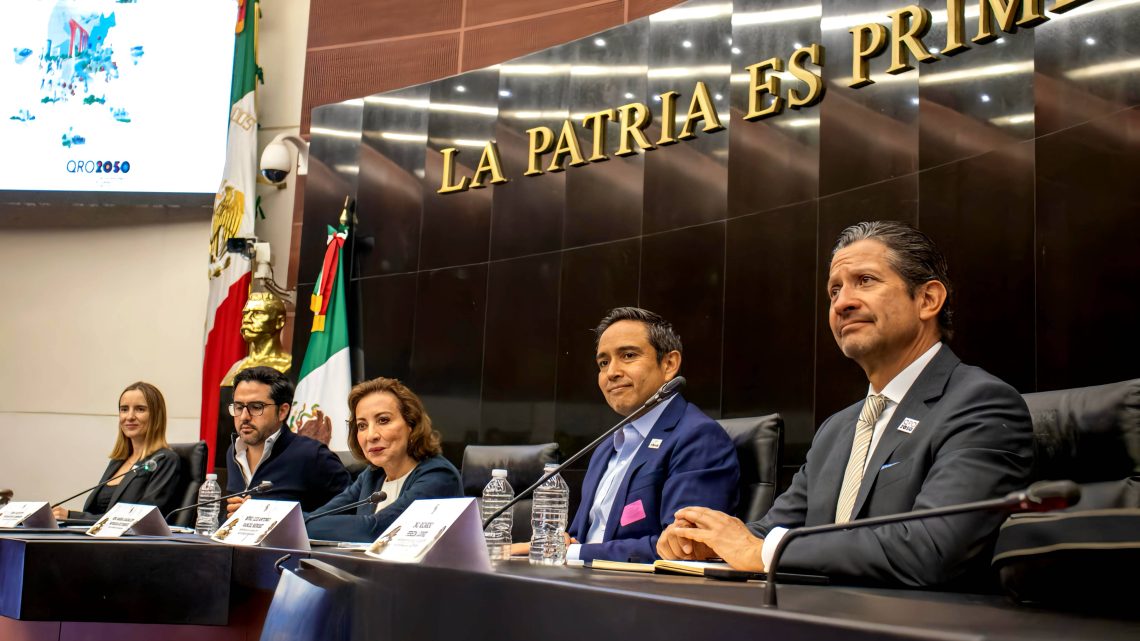 El secretario de Planeación y Participación Ciudadana, Luis Antonio Rangel Méndez presentó ante el Senado de la República, el Plan Estratégico de Largo Plazo Querétaro 2050 El secretario de Planeación y Participación Ciudadana, Luis Antonio Rangel Méndez presentó ante el Senado de la República, el Plan Estratégico de Largo Plazo Querétaro 2050
