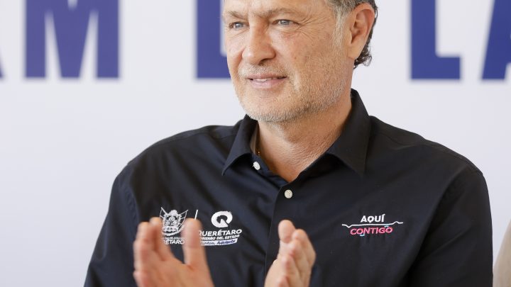 El gobernador, Mauricio Kuri González, encabezó la tradicional comida por el Día del Caminero, conmemoración que cada 17 de octubre reconoce la labor del personal encargado de construir y mantener el buen estado en las carreteras del país El gobernador, Mauricio Kuri González, encabezó la tradicional comida por el Día del Caminero, conmemoración que cada 17 de octubre reconoce la labor del personal encargado de construir y mantener el buen estado en las carreteras del país