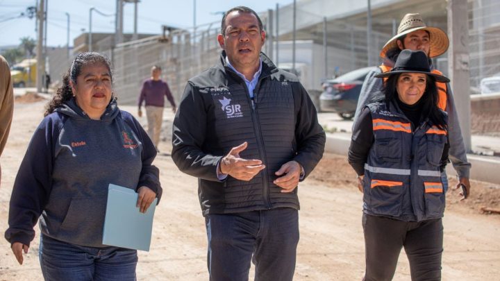 Supervisa Roberto Cabrera obras educativas y de movilidad que representan una inversión de más de 14.7 mdp