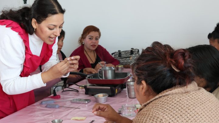Fortaleciendo el liderazgo femenino y el espíritu comunitario en Querétaro