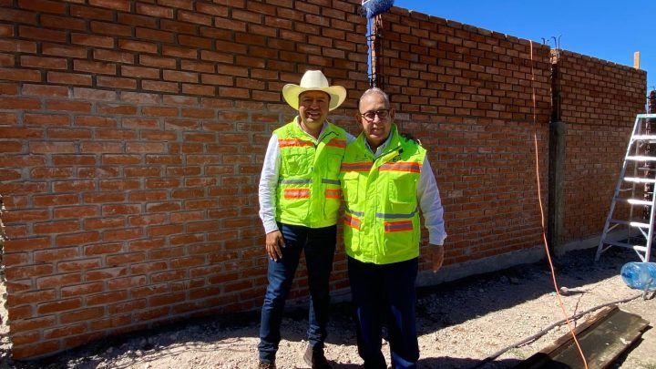 Supervisa IFEQ obras educativas en Huimilpan