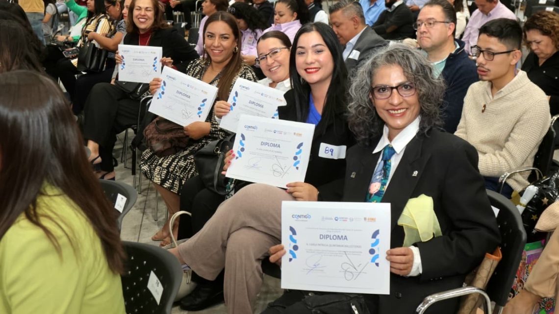 Entregan reconocimientos a más de 200 egresados del Diplomado en Educación Inclusiva 2025