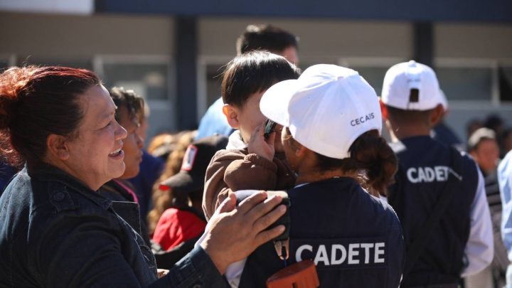 Conocen familiares de cadetes el modelo de formación policial del CECAFIS