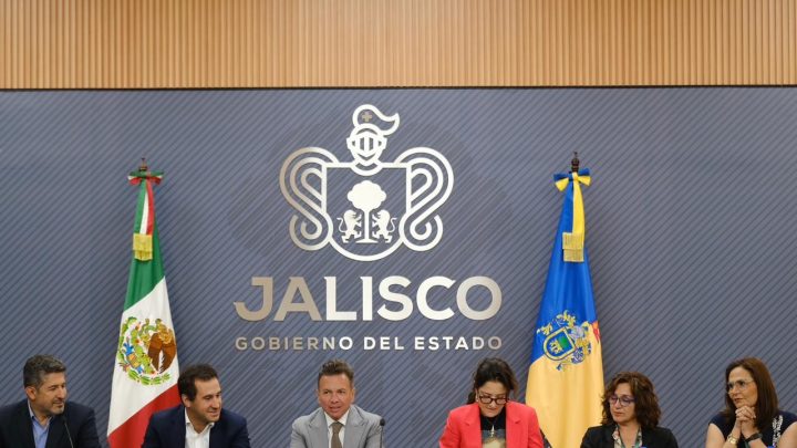 Acude Martha Soto al V Encuentro en Foco de Comunidad Araucaria