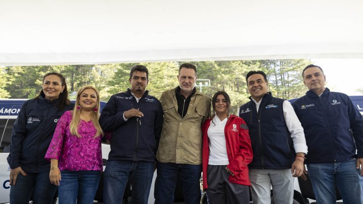 Fortalece Gobernador programa de transporte escolar en la Sierra Gorda