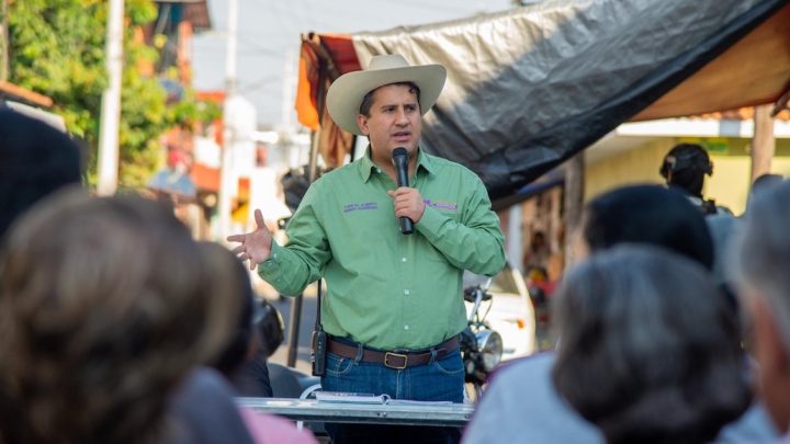 Uruapan, sin clases por asesinato del alcalde Carlos Manzo