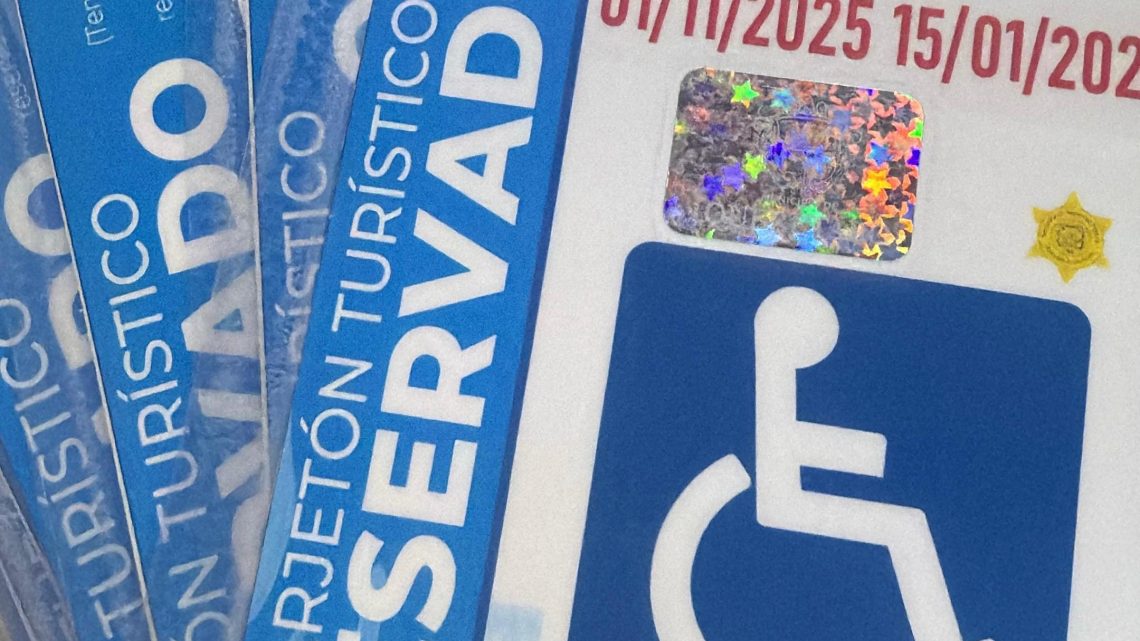 CAPTA pone a disposición de visitantes, tarjetones temporales de estacionamiento para personas con discapacidad