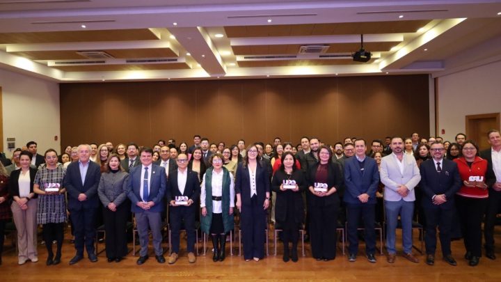 Fortalece UPQ vinculación con la industria