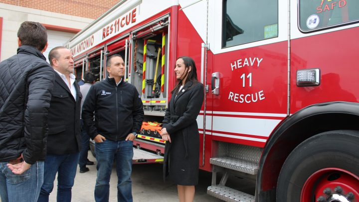 Atestigua Eric Gudiño coordinación internacional entre Bomberos de Querétaro y San Antonio, Texas