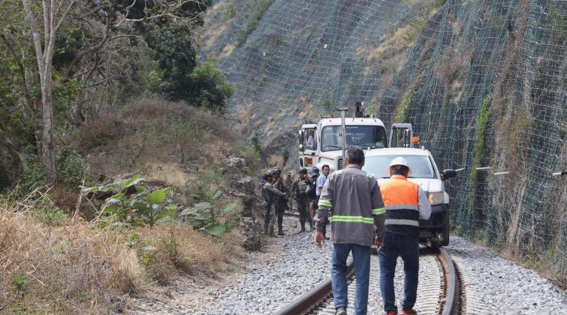 Sheinbaum garantizó que su Gobierno realizará una “reparación integral” del daño a las víctimas y familiares del descarrilamiento
