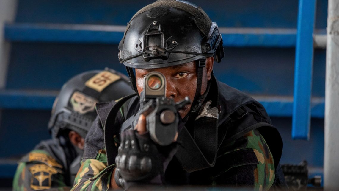 La llegada fue planificada tras una solicitud formal del Gobierno nigeriano a Washington para apoyar con entrenamiento militar