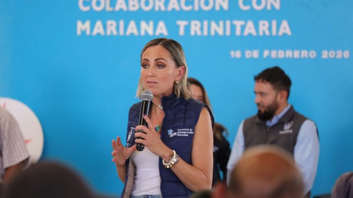 Gobierno Municipal de San Juan del Río entrega 172 artículos a familias de 20 comunidades y 42 colonias
