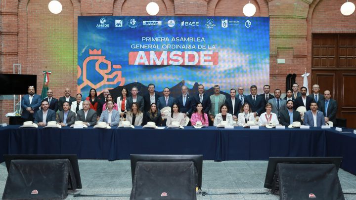 Preside Marco Del Prete asamblea de la AMSDE